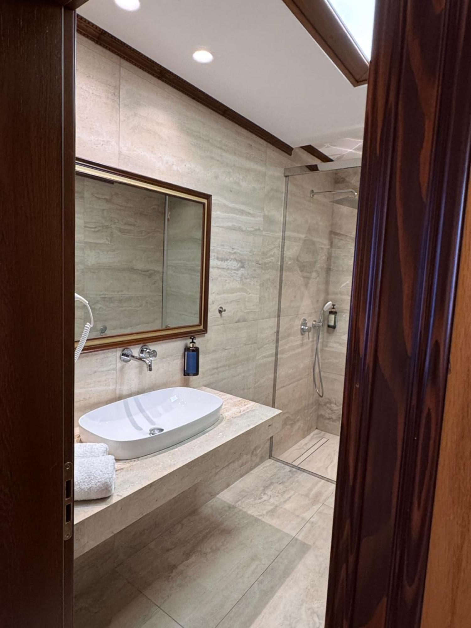 Kerculla Resort Гірокастра Екстер'єр фото